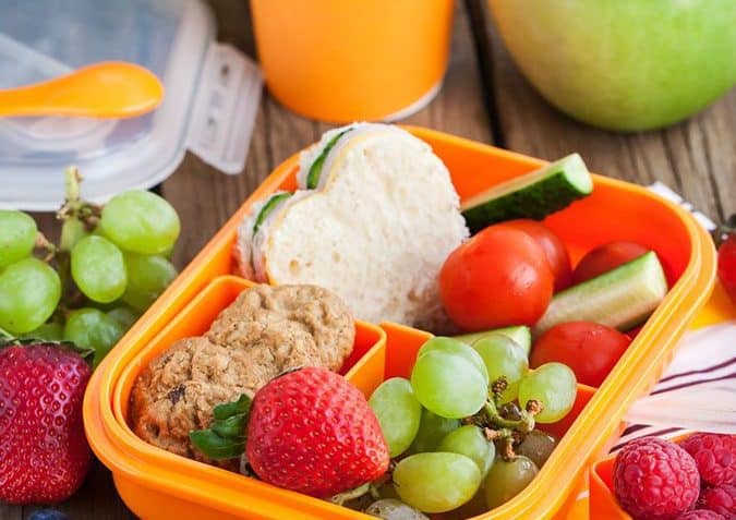 Easy Tips for Packing Your Lunch - Mindful Living Network