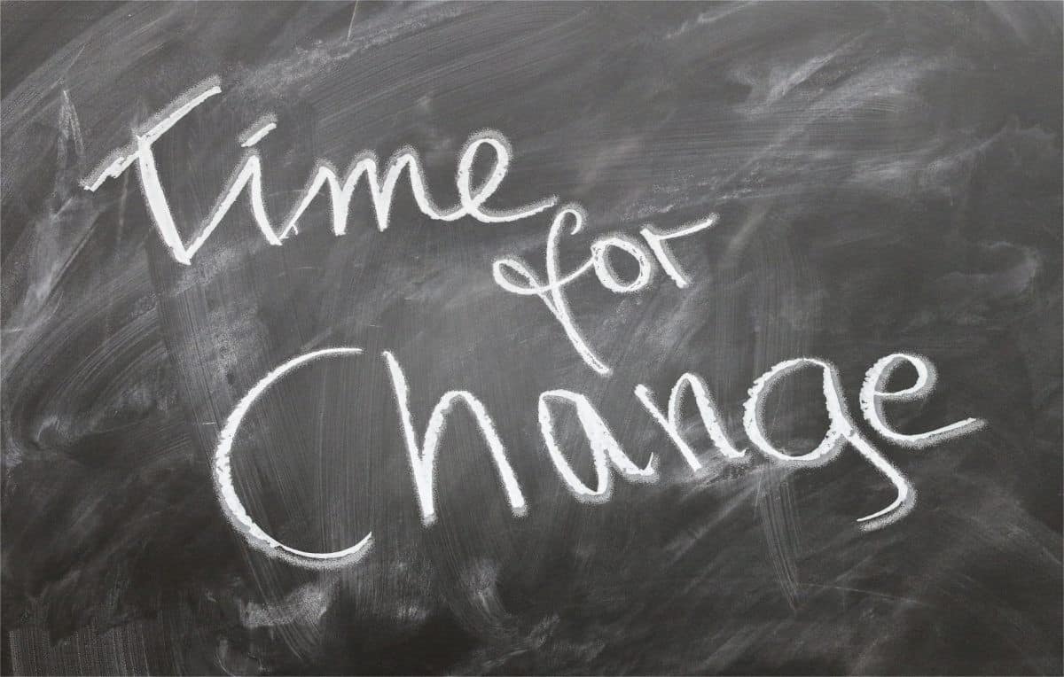 1-15change-671374_1920 What would you change about your career?