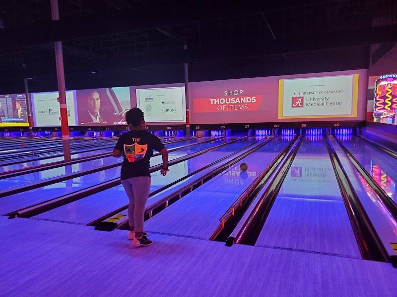 Bowlero Tuscaloosa
