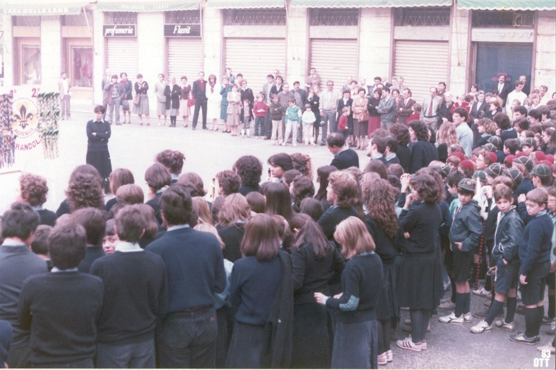 Divisione dei gruppi in piazza Duomo