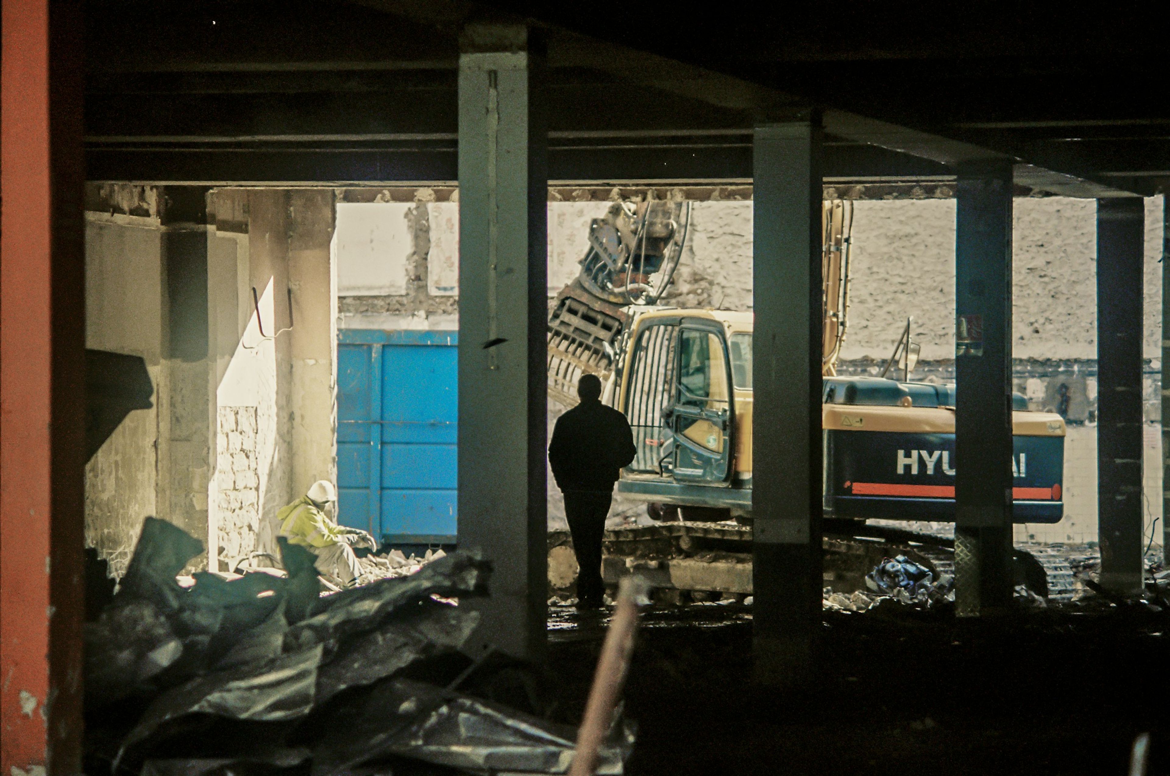 Konsult som arbetar med ritning