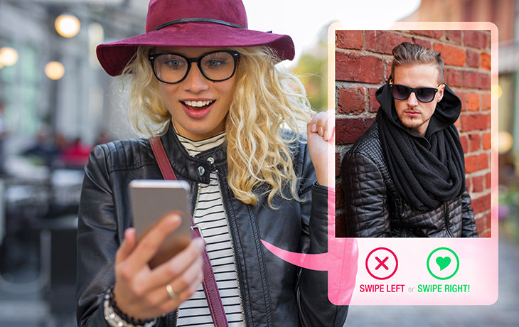 Intext Bild Kopie Tinder-Tipps: Frau, die auf ihr Handy guckt und tindert