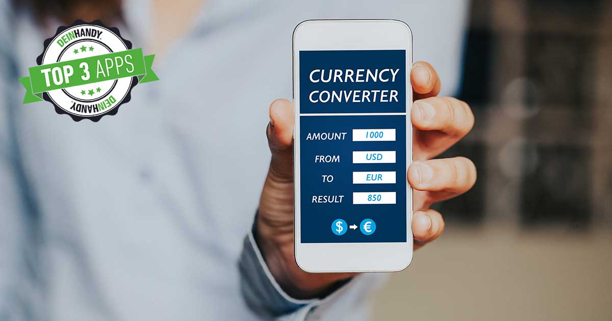Währungsrechner-App: Handy mit Währungsrechner, da eine Frau in der Hand hält