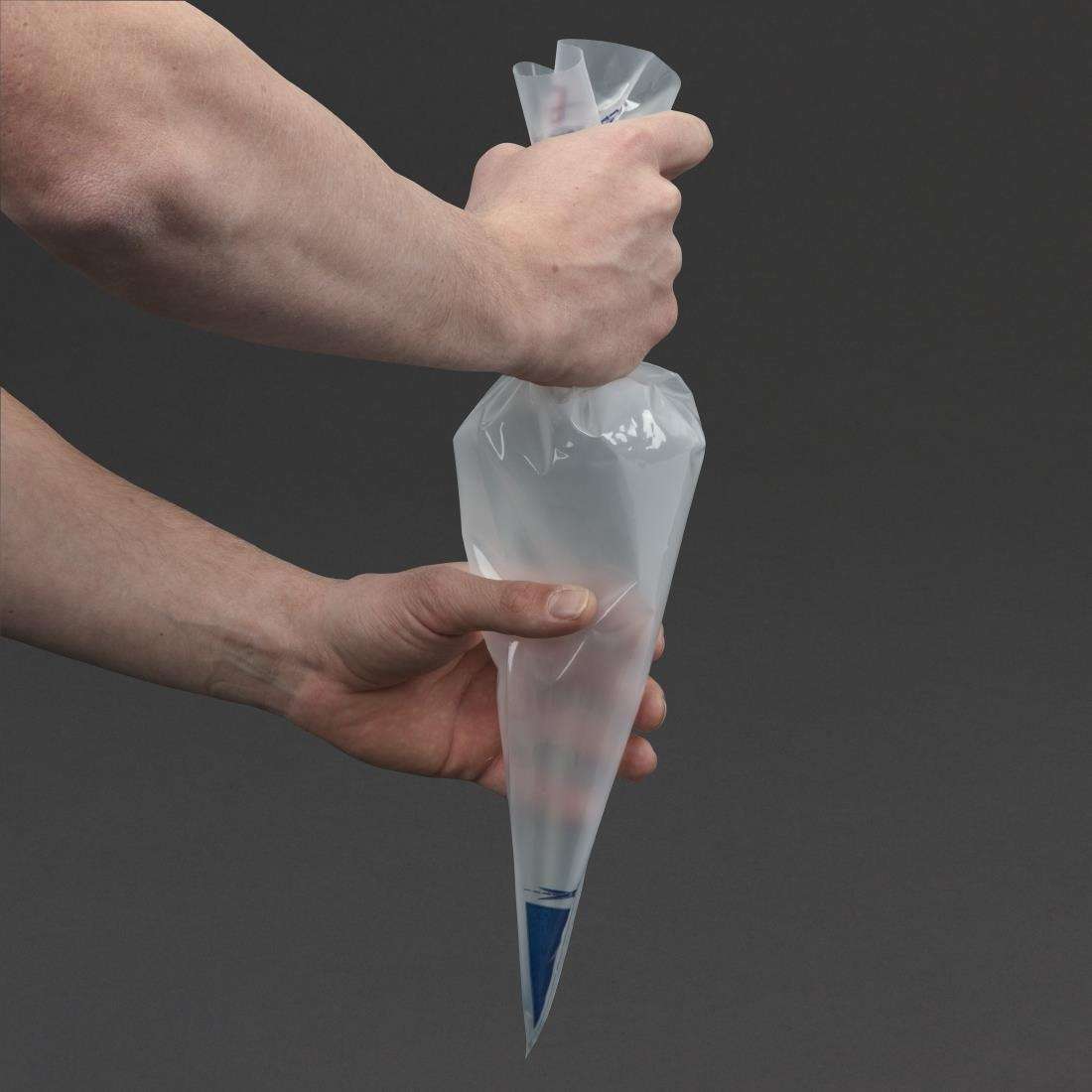 cx523_hand Matfer Bourgeat Disposable Piping Bags Clear (Roll of 100x530mm)