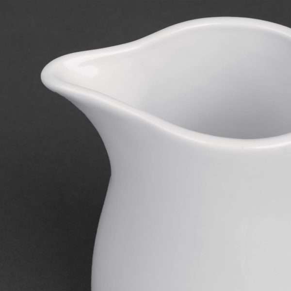 u821 creamandmilkjugs2