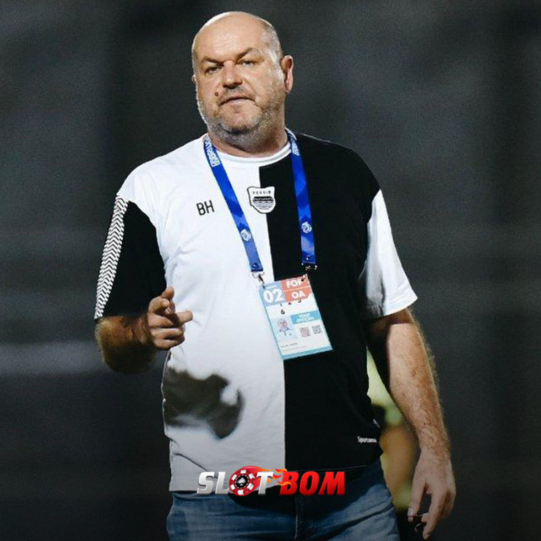 Bojan Hodak Ungkap Rahasia di Balik Penampilan Konsisten Persib di Liga 1 2024/2025