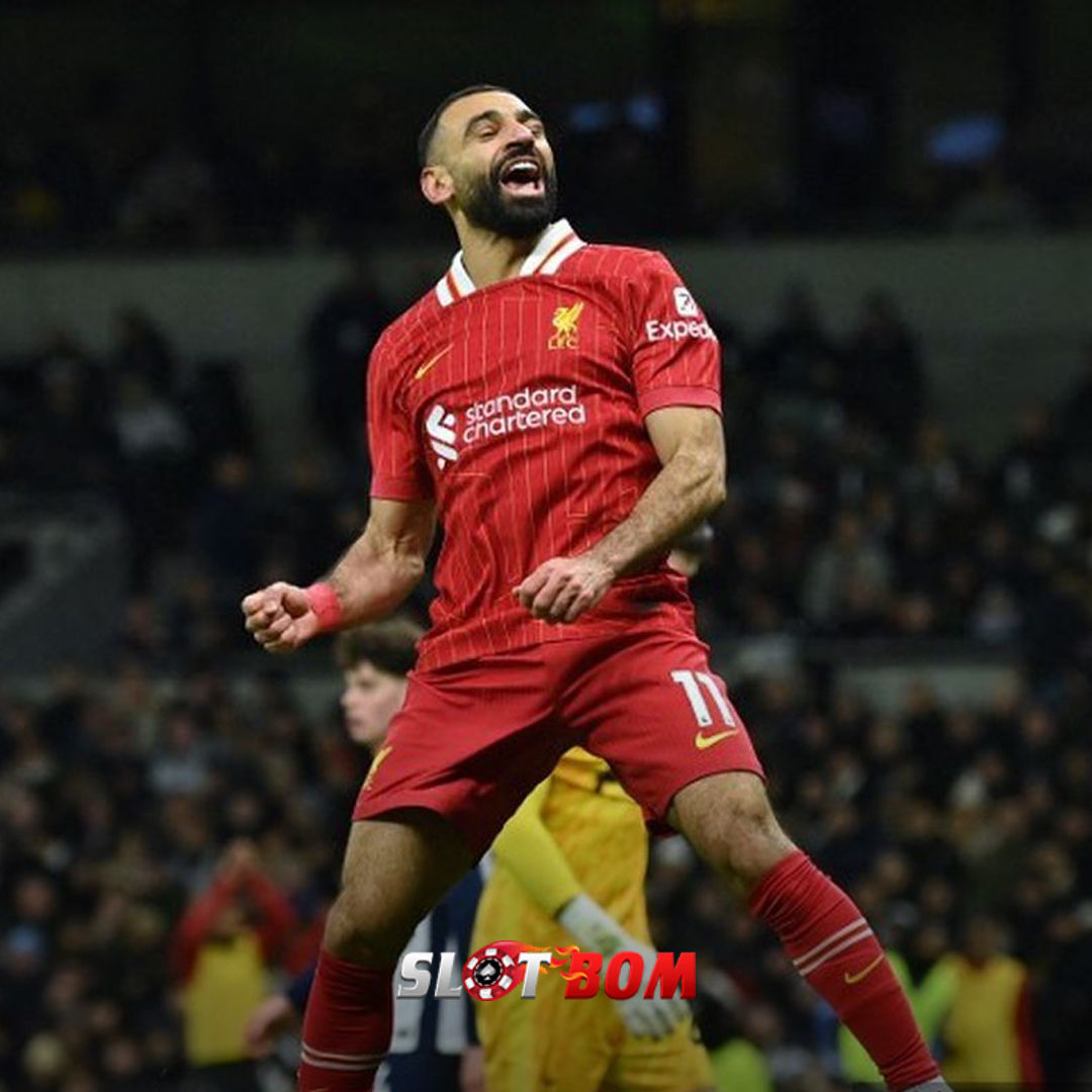 Liga Inggris: Mo Salah Unjuk Kebolehan, Gol Menit Akhir Trent Bawa Liverpool Hampir Juara dan Kirim Leicester ke Championship