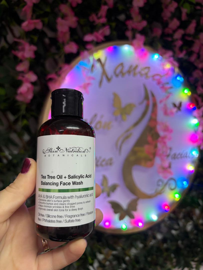 Skin Nutrition Botanicals Tea Tree Oil + Salicylic Acid Balancing Face Wash