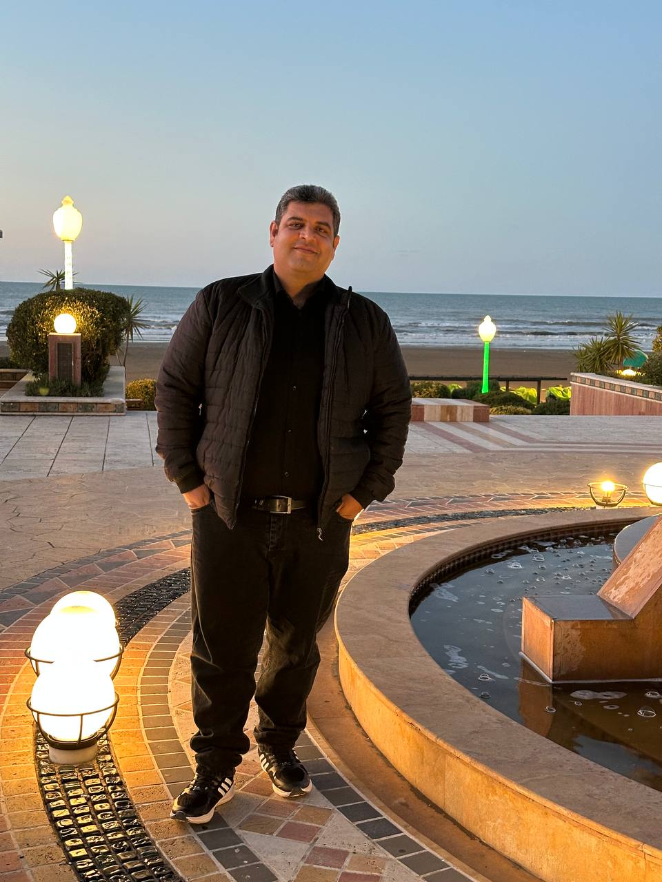 عکس معین زارع موسس مرکز خدمات فنی مبین