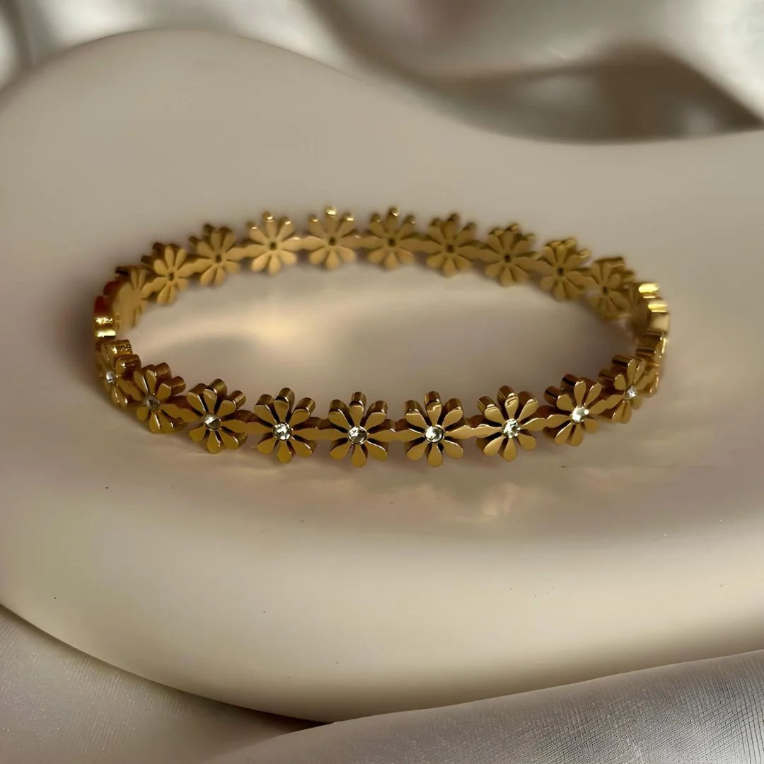 Dahlia Link Bracelet (Open Clasp)