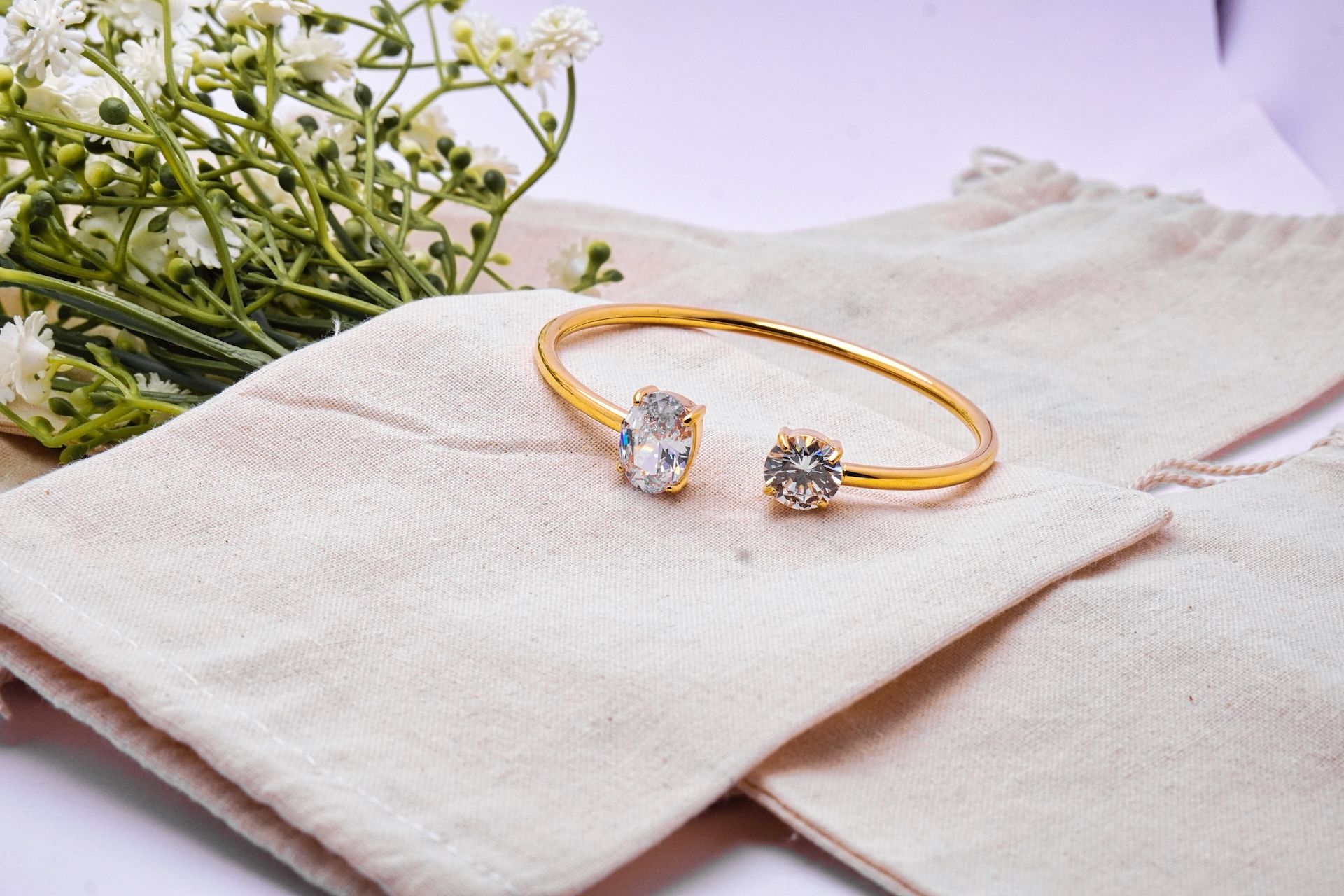 Mixed-Cut Solitaire Open Bangle