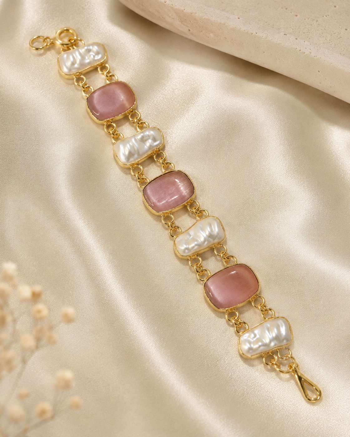 Roselle Pearl Blush Bracelet