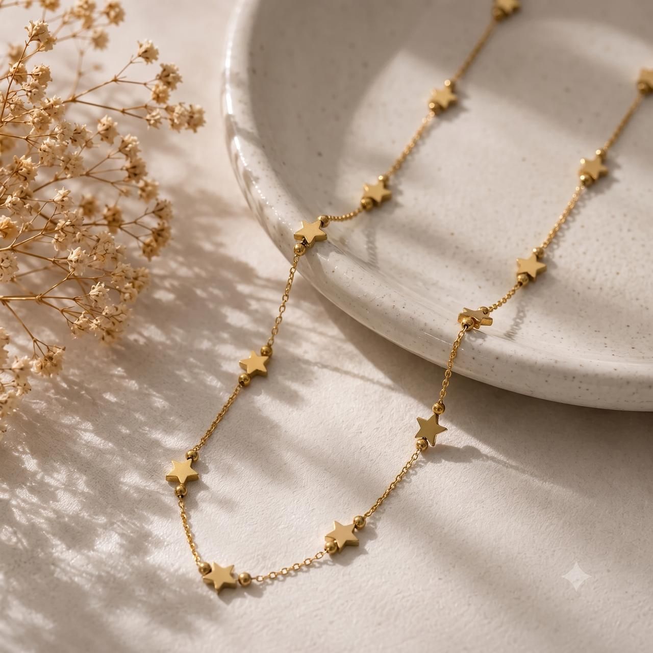 Stellara Star Necklace