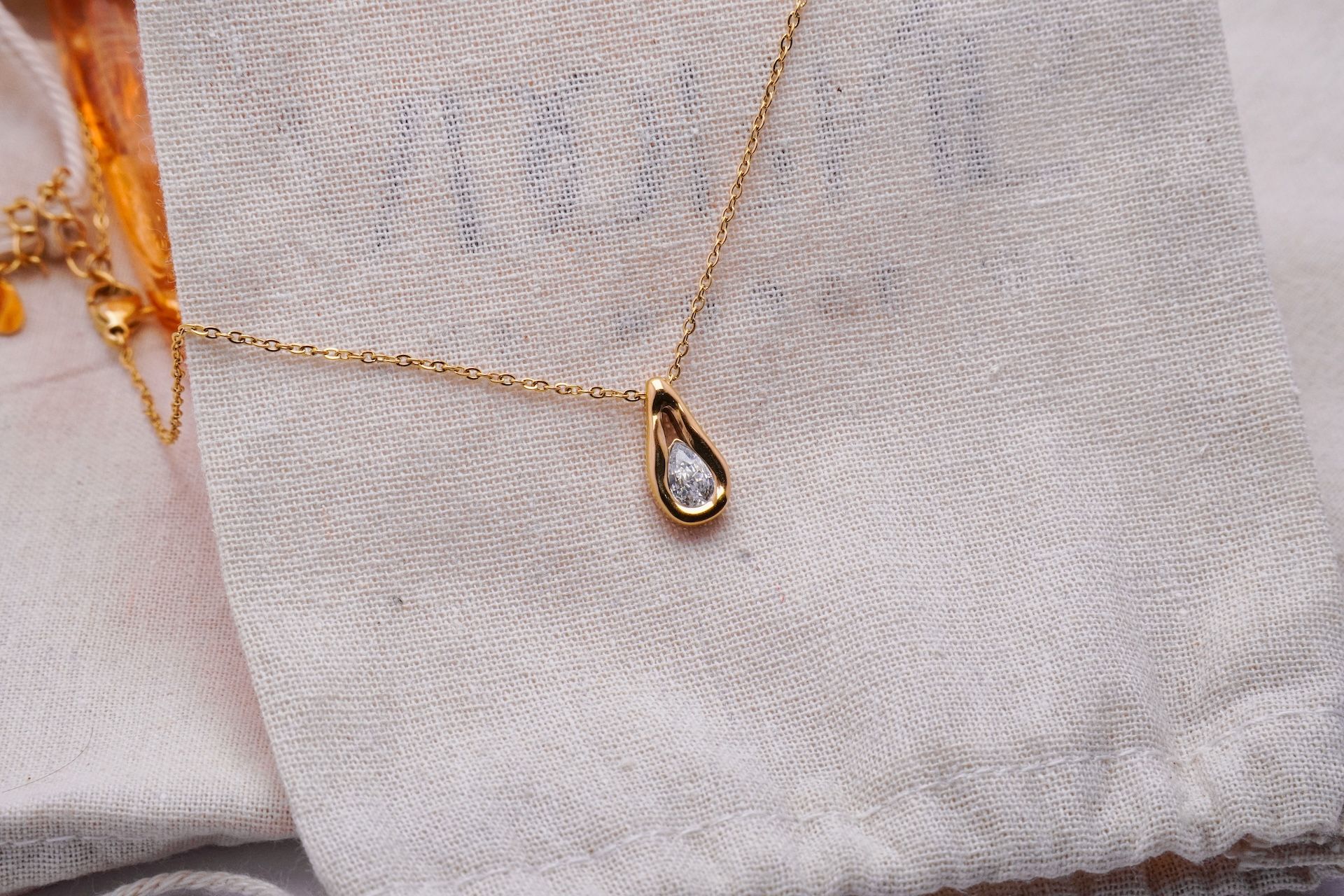 Pear-Cut Teardrop Necklace