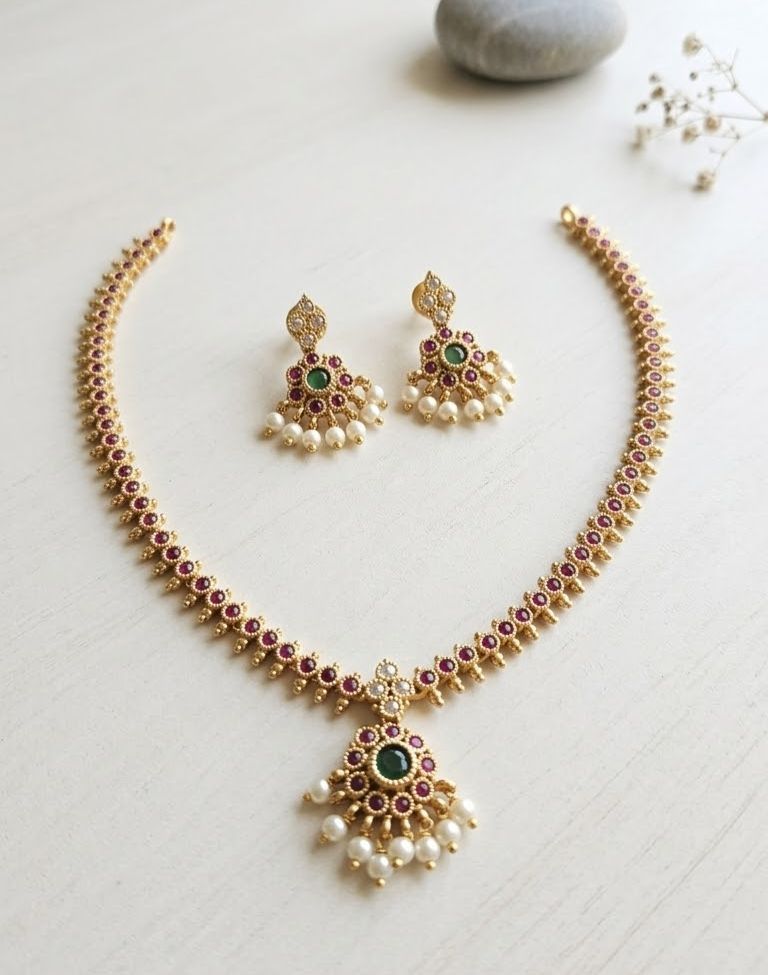 Crimson AD Stone Link Attigai Choker with Green Center Pendant & Matching Earrings