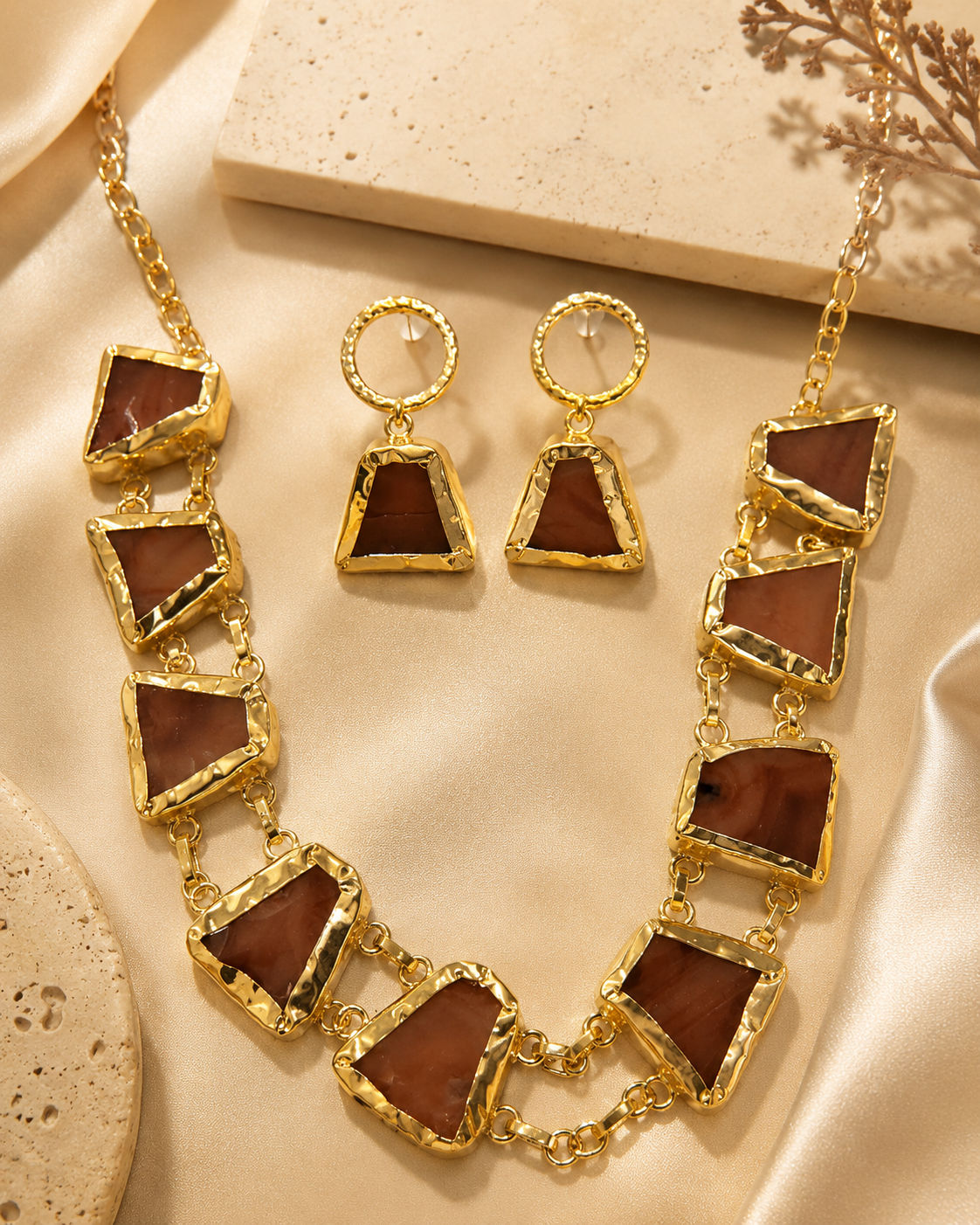 Terravia Geometric Stone Necklace Set