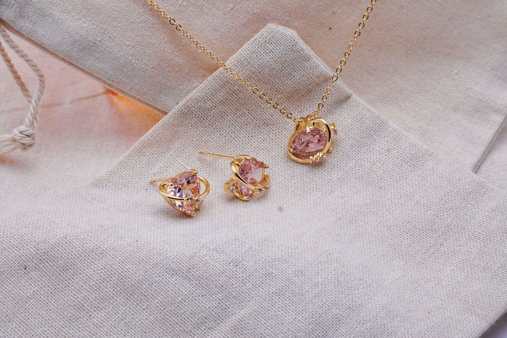 Blush Orbit Necklace Set
