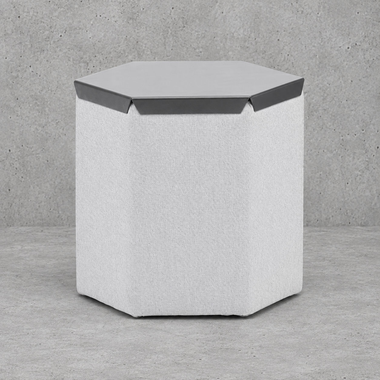 Hugo Outdoor Tray Table