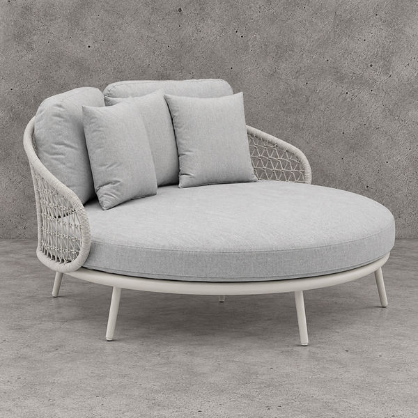 Iris Outdoor Daybed