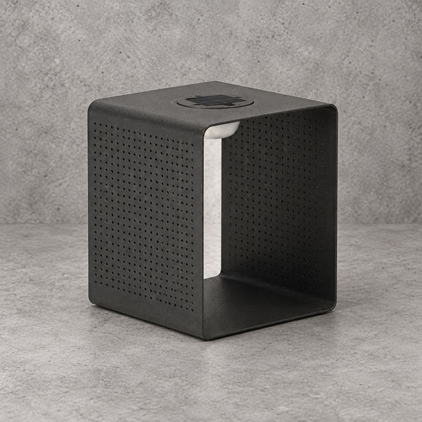 Nova Outdoor Small Square Lamp
