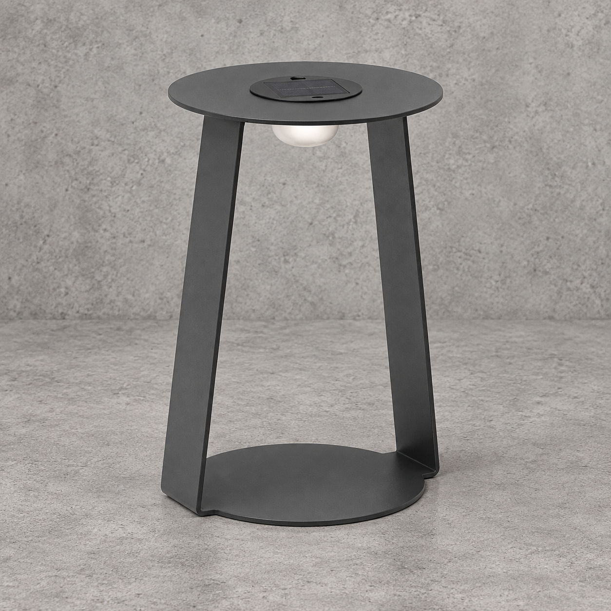 Nova Outdoor Table Lamp