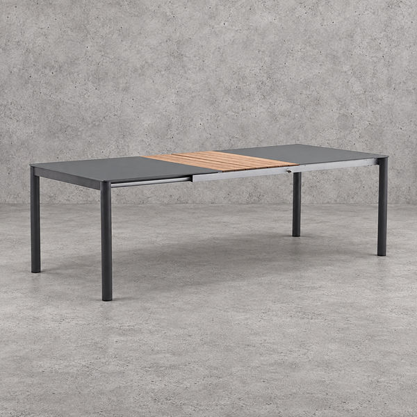 Sienna Extendable Outdoor Dining Table