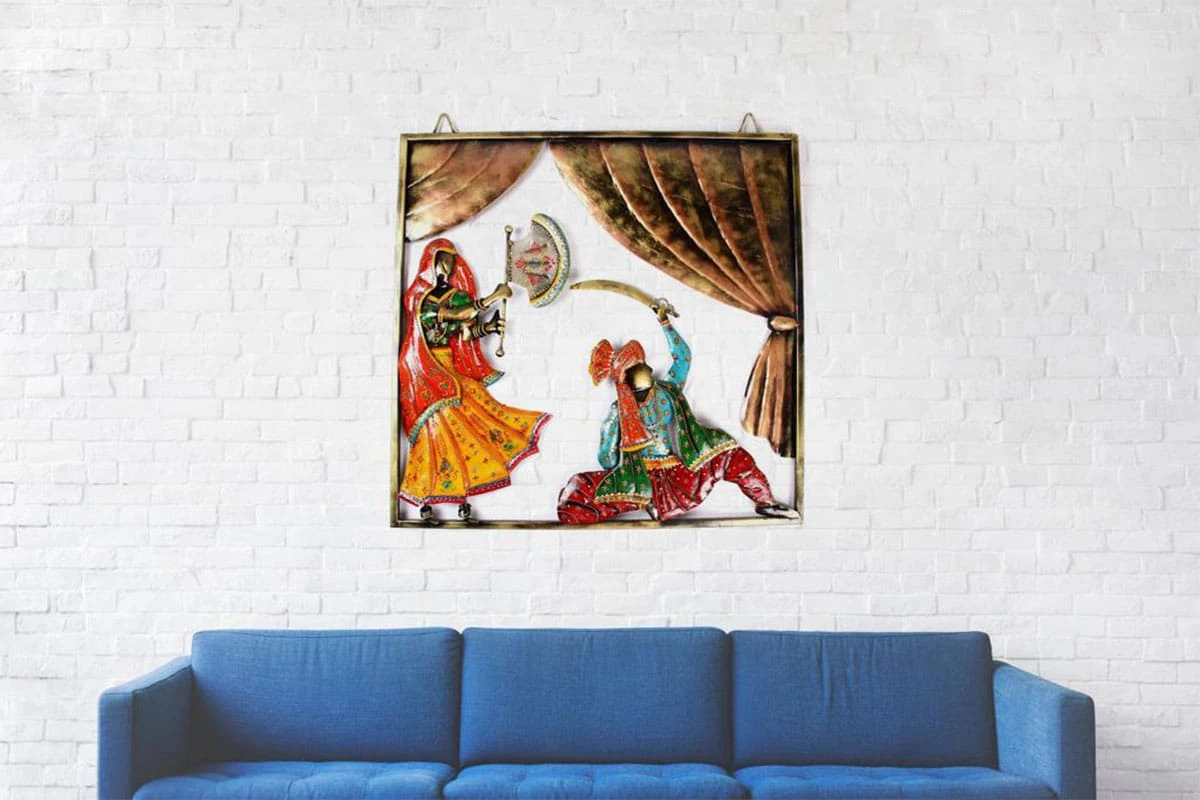 A story on the wall