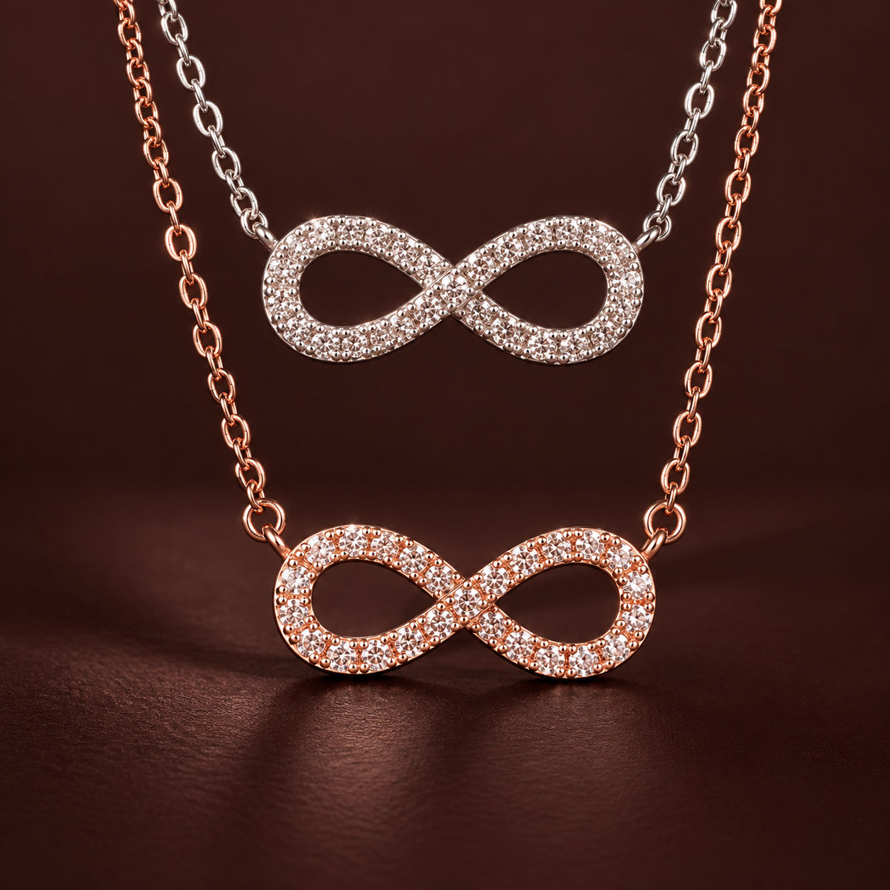 Eternelle moissanite necklace