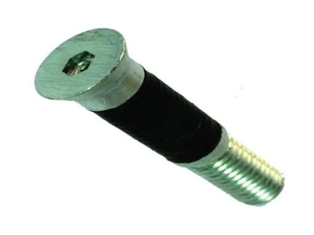 17596