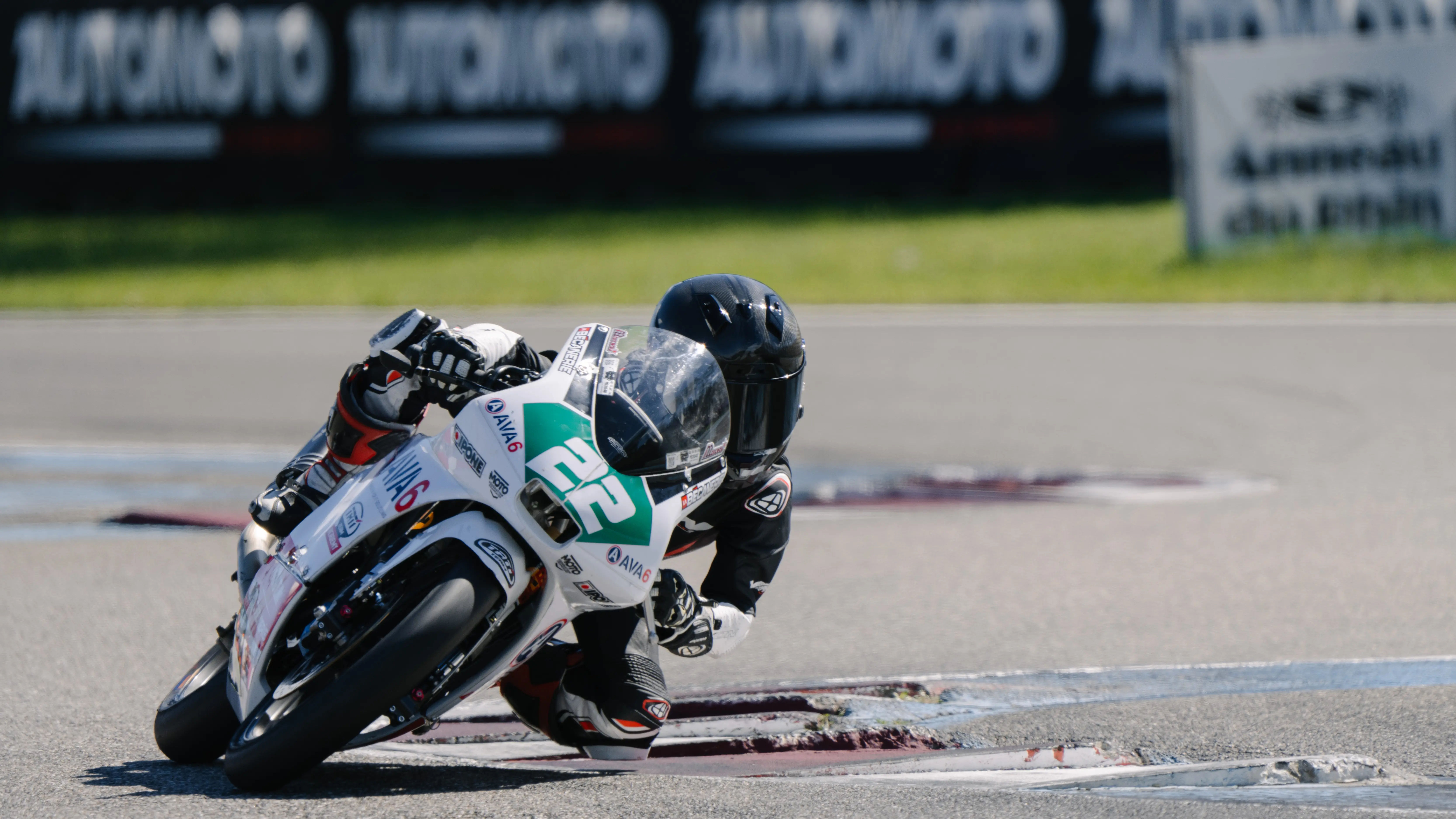 FSBK — Courbe à haute vitesse