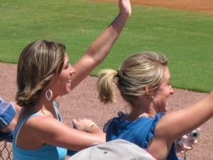 Lind groupies Lind groupies