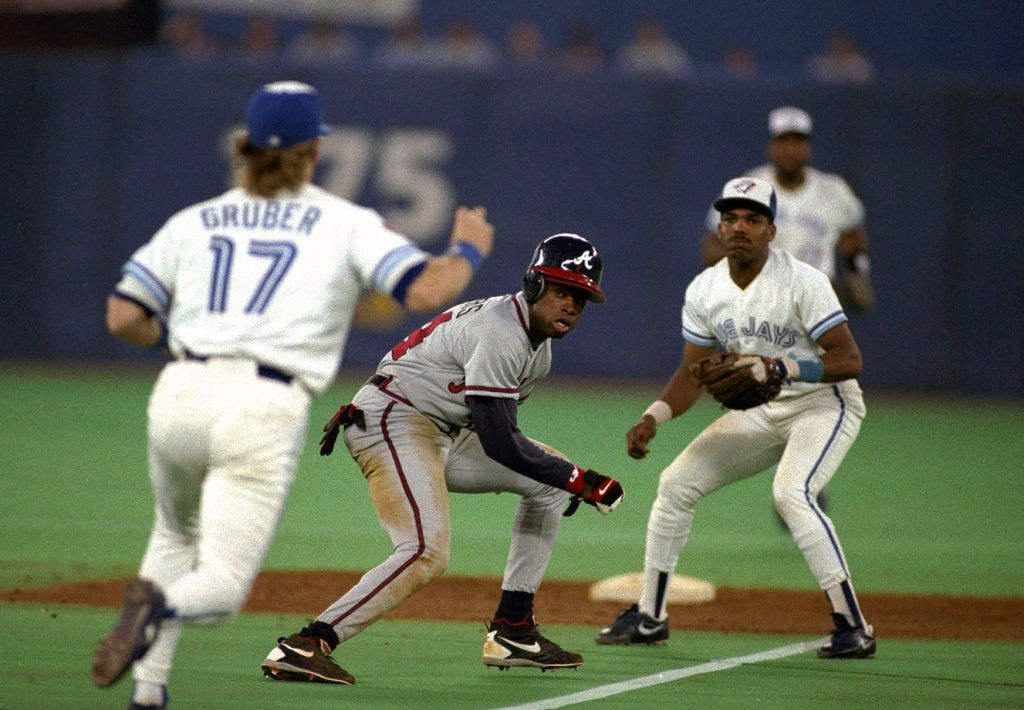 Kelly Gruber Triple Play