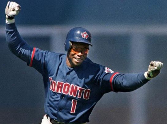 Tony Fernandez to coach Yunel Escobar in the offseason
