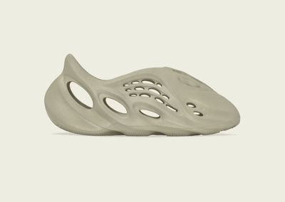 adidas Yeezy Foam RNR 'Stone Salt' GV6840 adidas Yeezy Foam RNR 'Stone Salt' GV6840