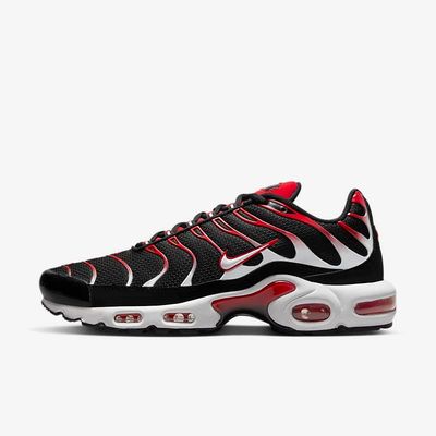 Nike Air Max Plus 'Black University Red White' DM0032-004 Nike Air Max Plus 'Black University Red White' DM0032-004