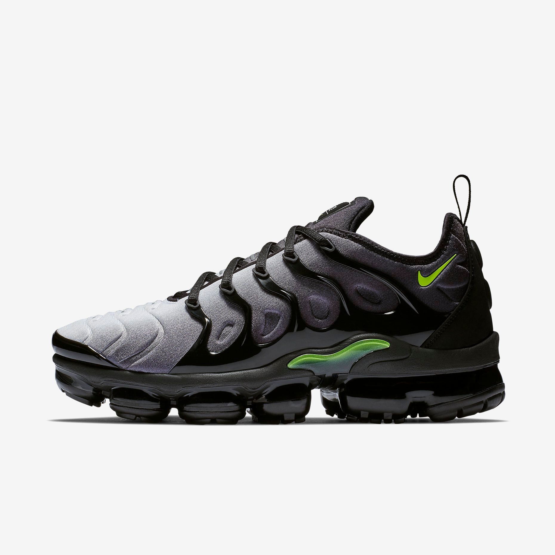 vapormax plus grape footlocker