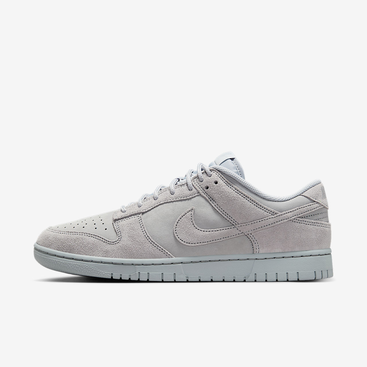 Nike Dunk Low Retro SE Off-Noir Smoke Grey FZ3052-001 | More Sneakers