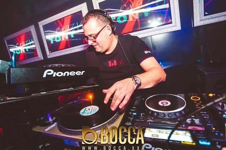 DJ CRAZY Tony | VI.BE