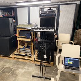 The Basement - Recording stuff