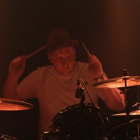 Gidde, Drums