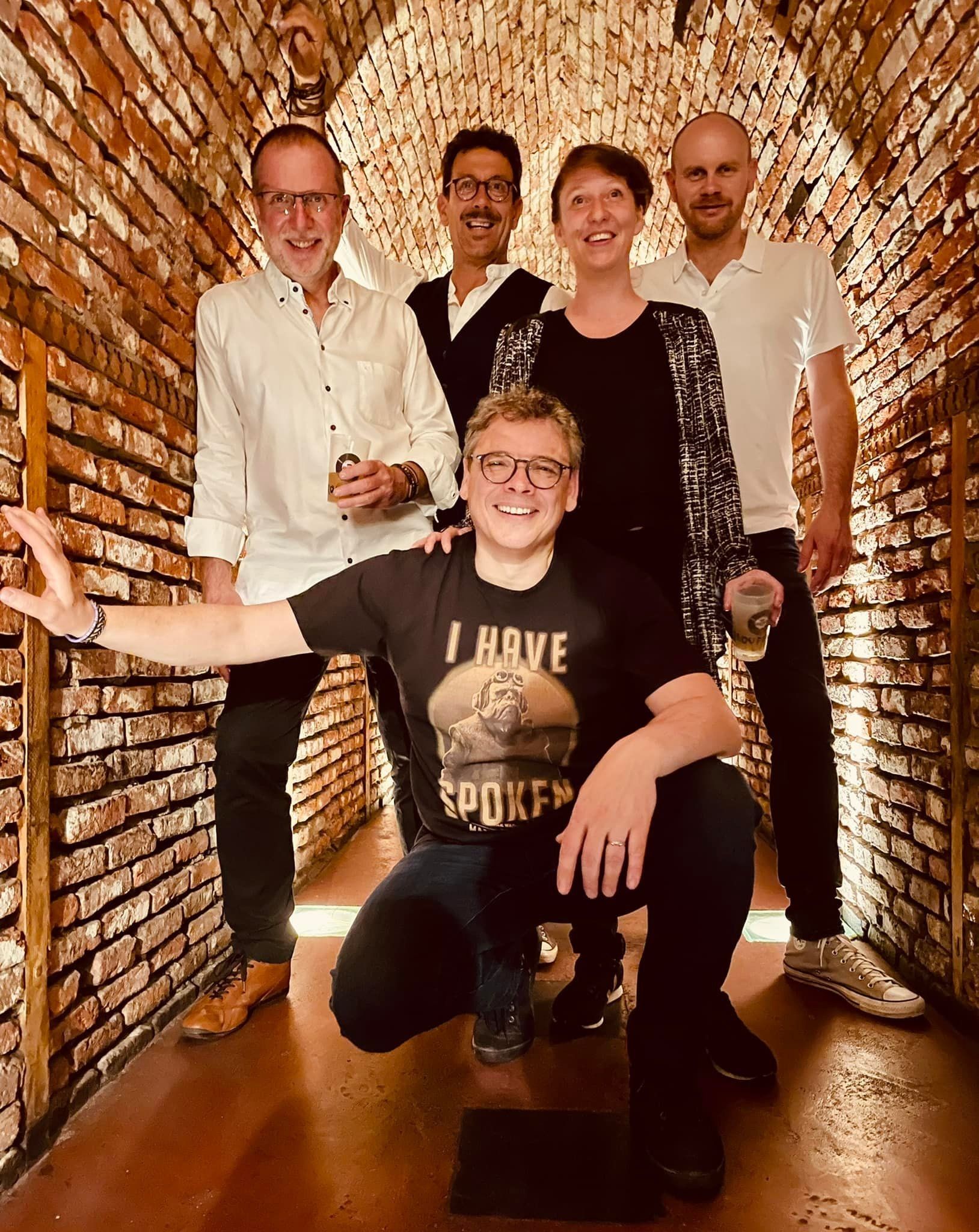 Wind Cries the Blues VI.BE