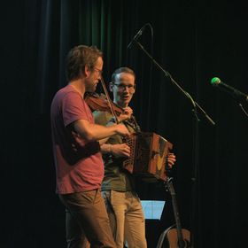 Fiddlers on the Move © David Van Ransbeeck