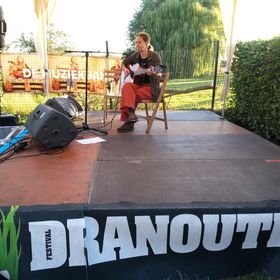 Zazou@Dranouter Busker