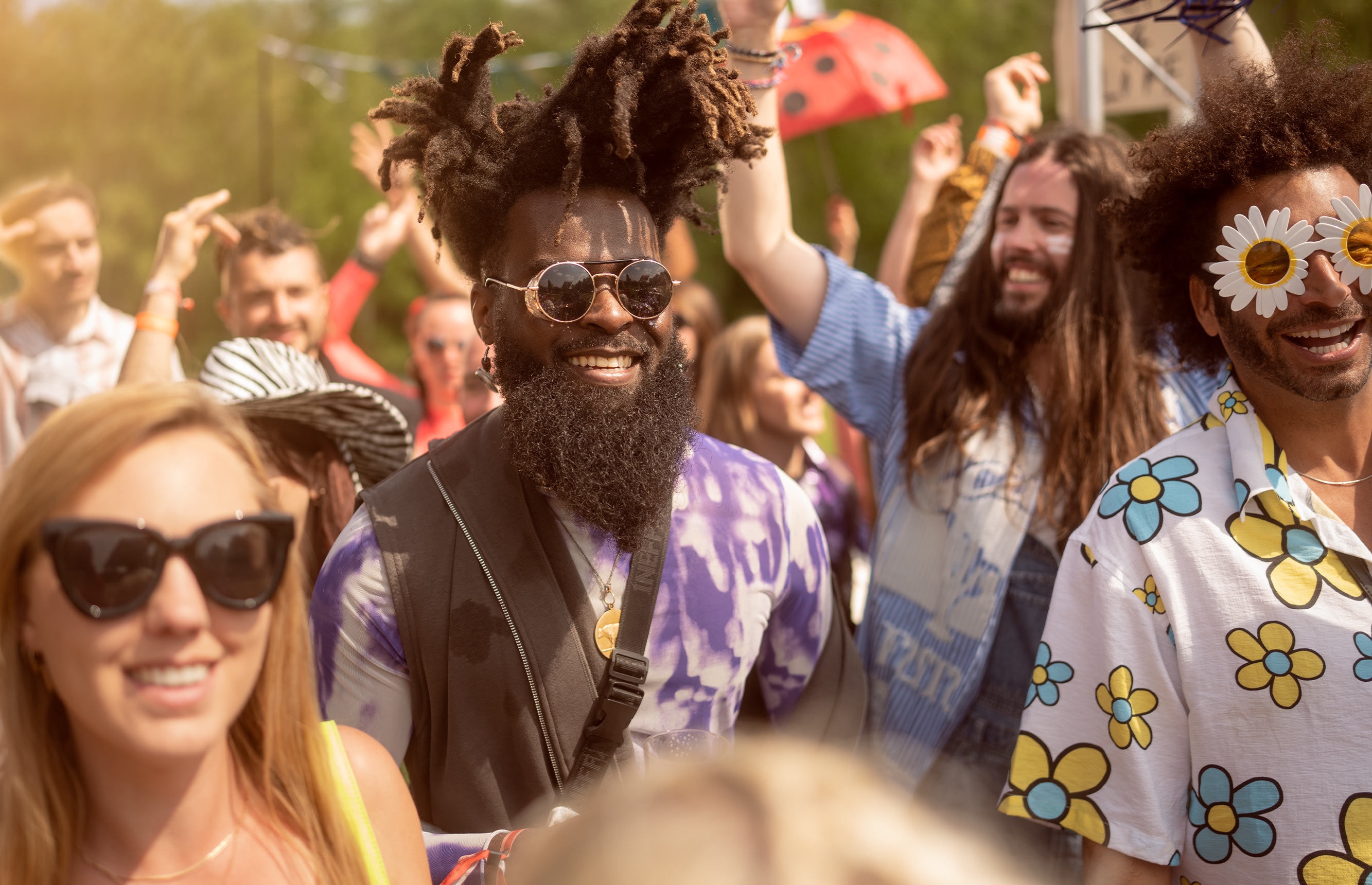 ‘Beleef weer meer’ campagne lokt terug volk naar onze concertzalen en festivals