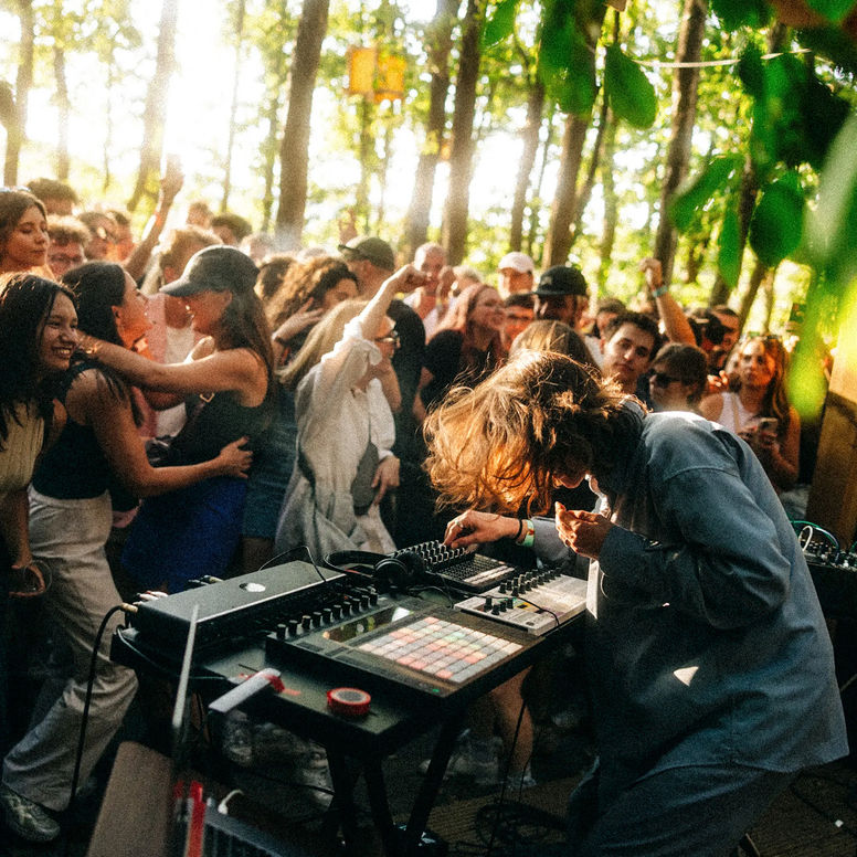 Niels Orens trekt via Excite naar Dockville