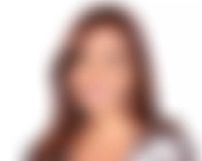 Nicole - English tutor in Belgravia, London - 1