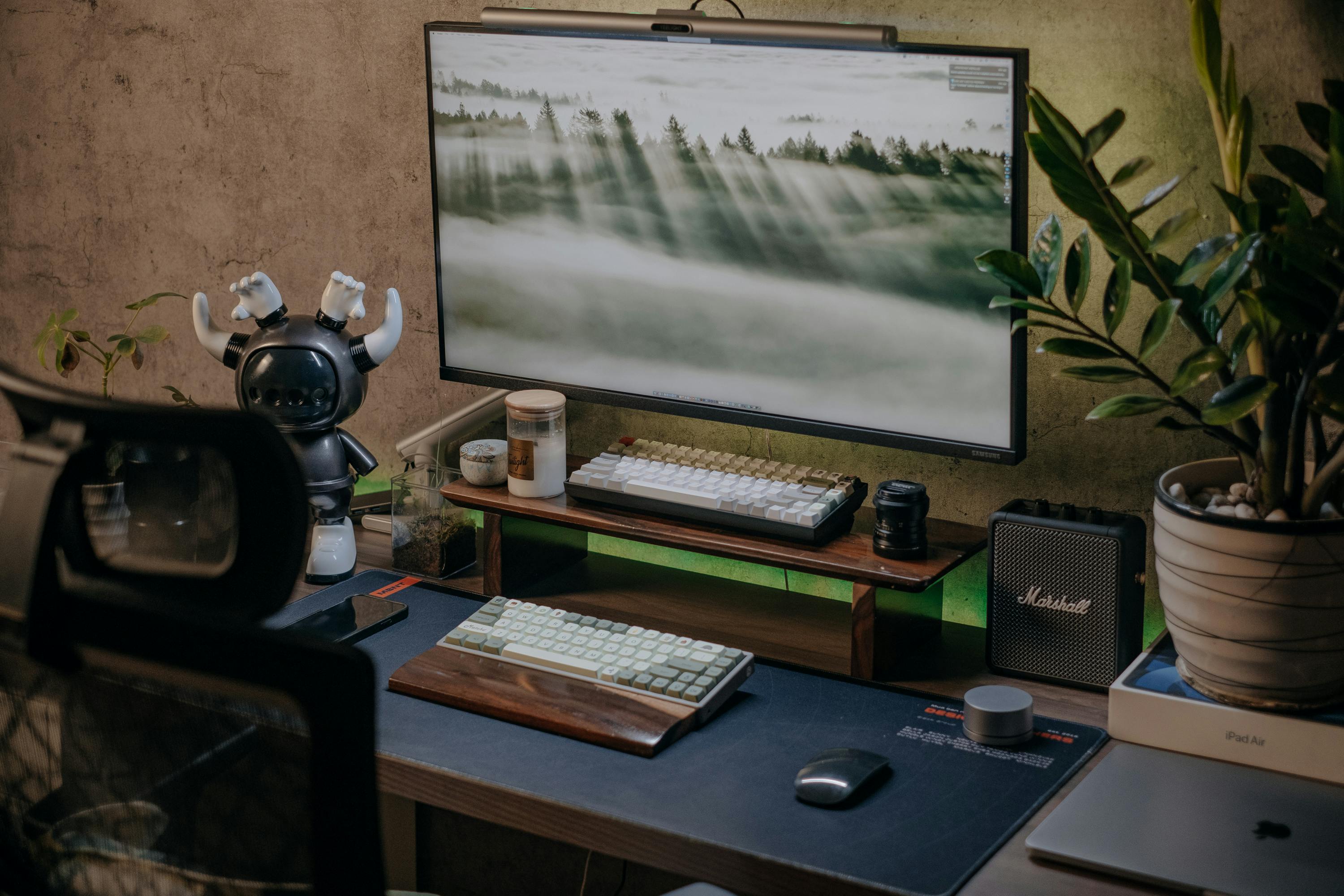The 10 Best Standing Desks for Your Home Office in 2026