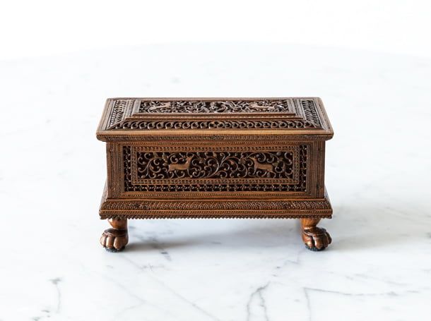 British Colonial small Cedarwood Box - The Past Perfect Collection