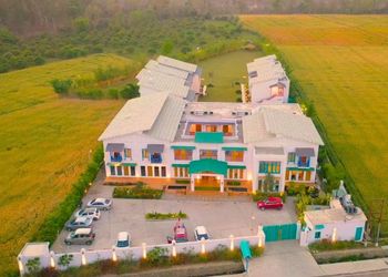 Arch The Baakhli Resort Jim Corbett