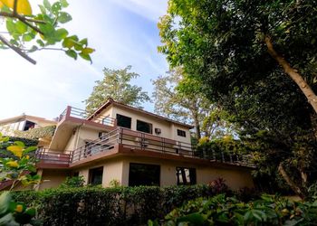 Bel La Monde Riverside Resort